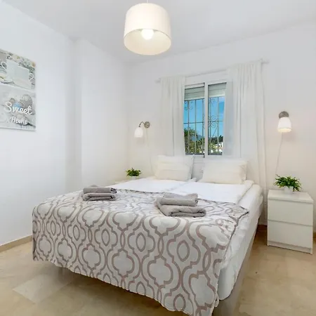 Fantastic 2 Bed Apt With Massive Rooftop - Rdr232 公寓